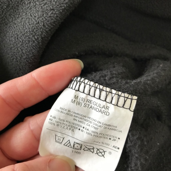 Old Navy black cowl neck long sleeved black Sweatshirt in Girls Size 8 - Picture 10 of 13